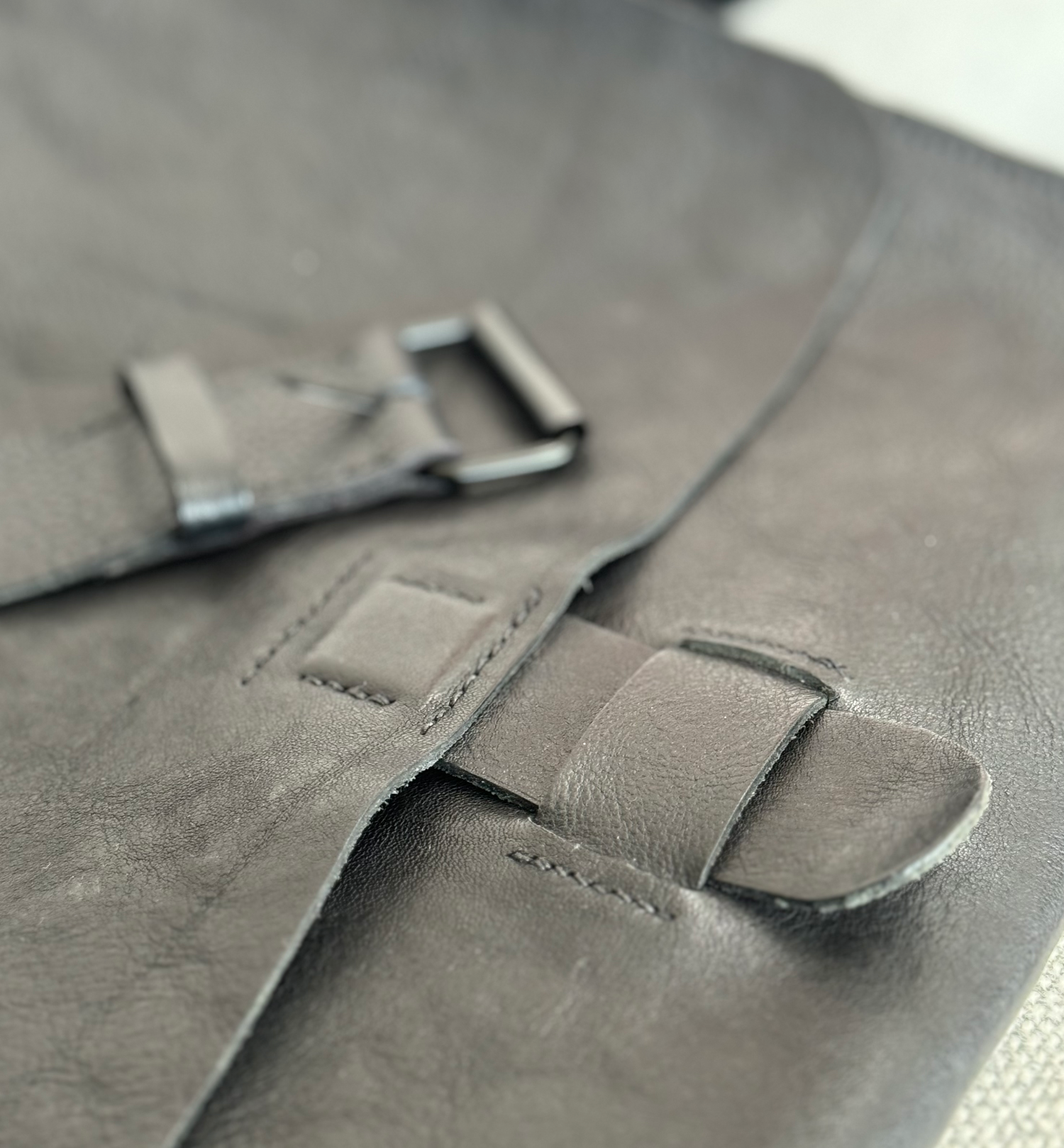 artisan leather laptop bag