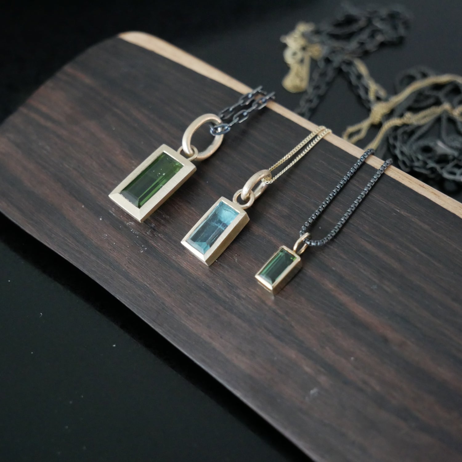9ct gold Baguette Tourmaline pendant