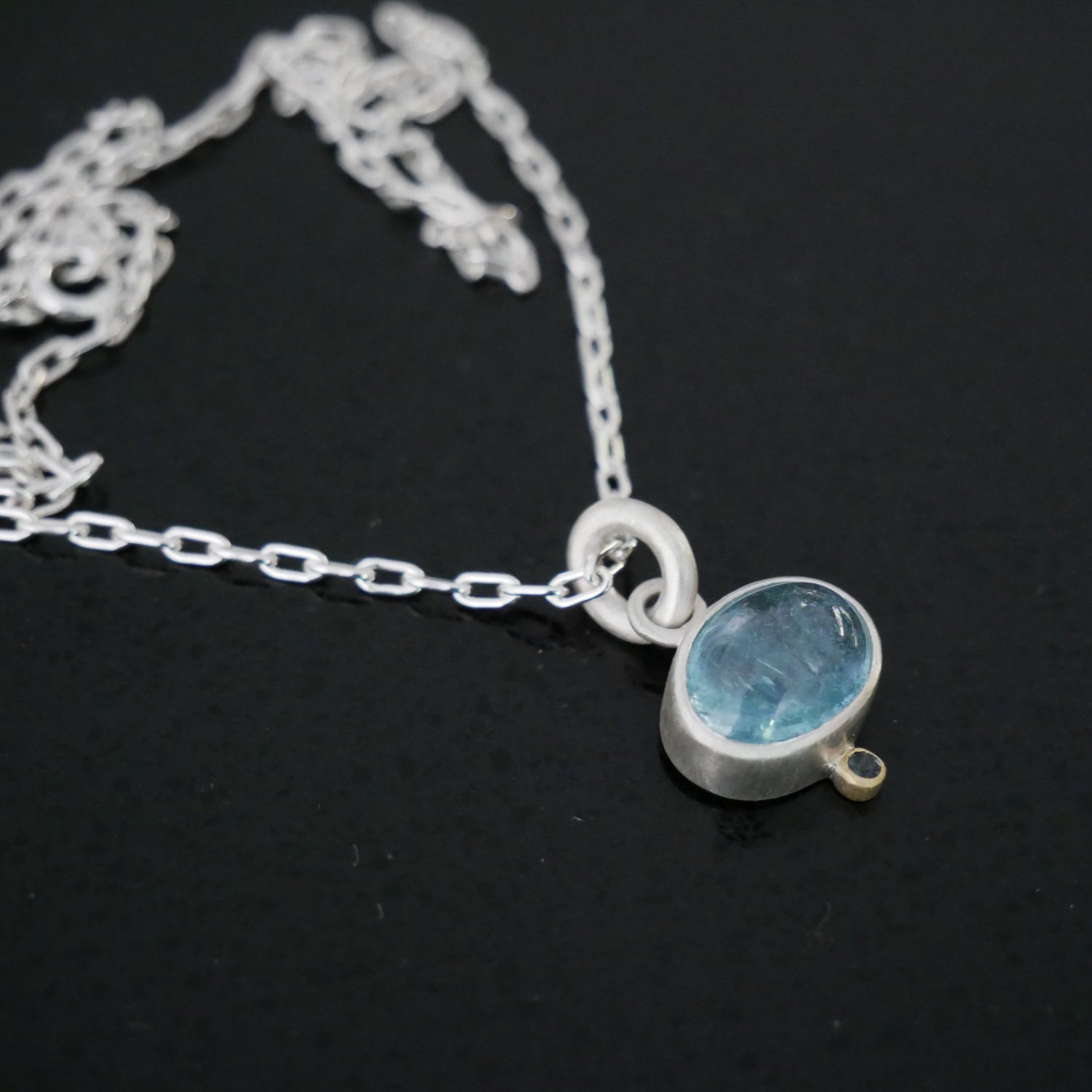 cabuchon topaz necklace