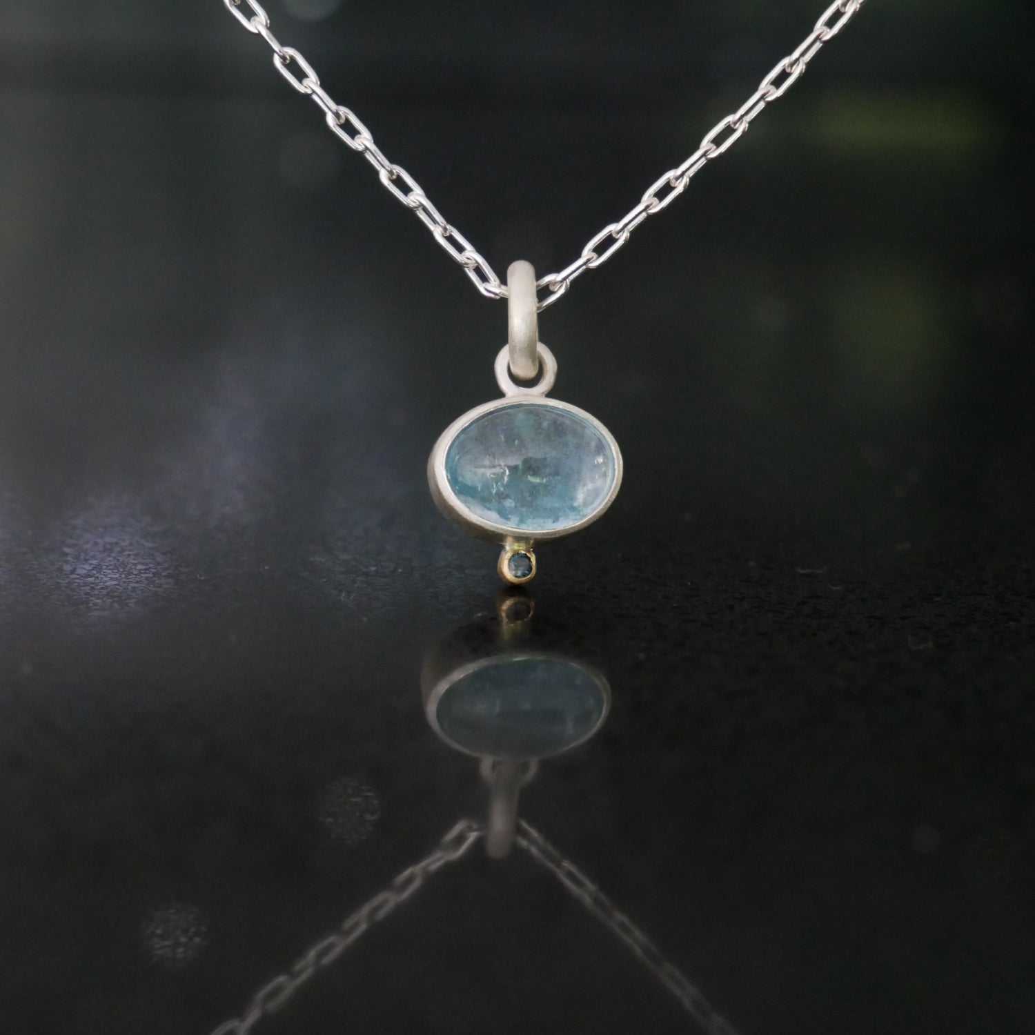 silver cabuchon topaz necklace