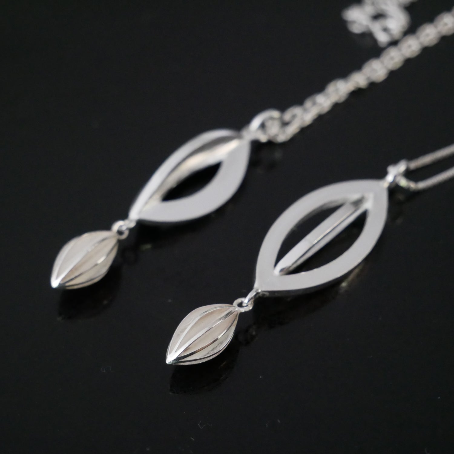 Chunky Silver Double Pod Necklace