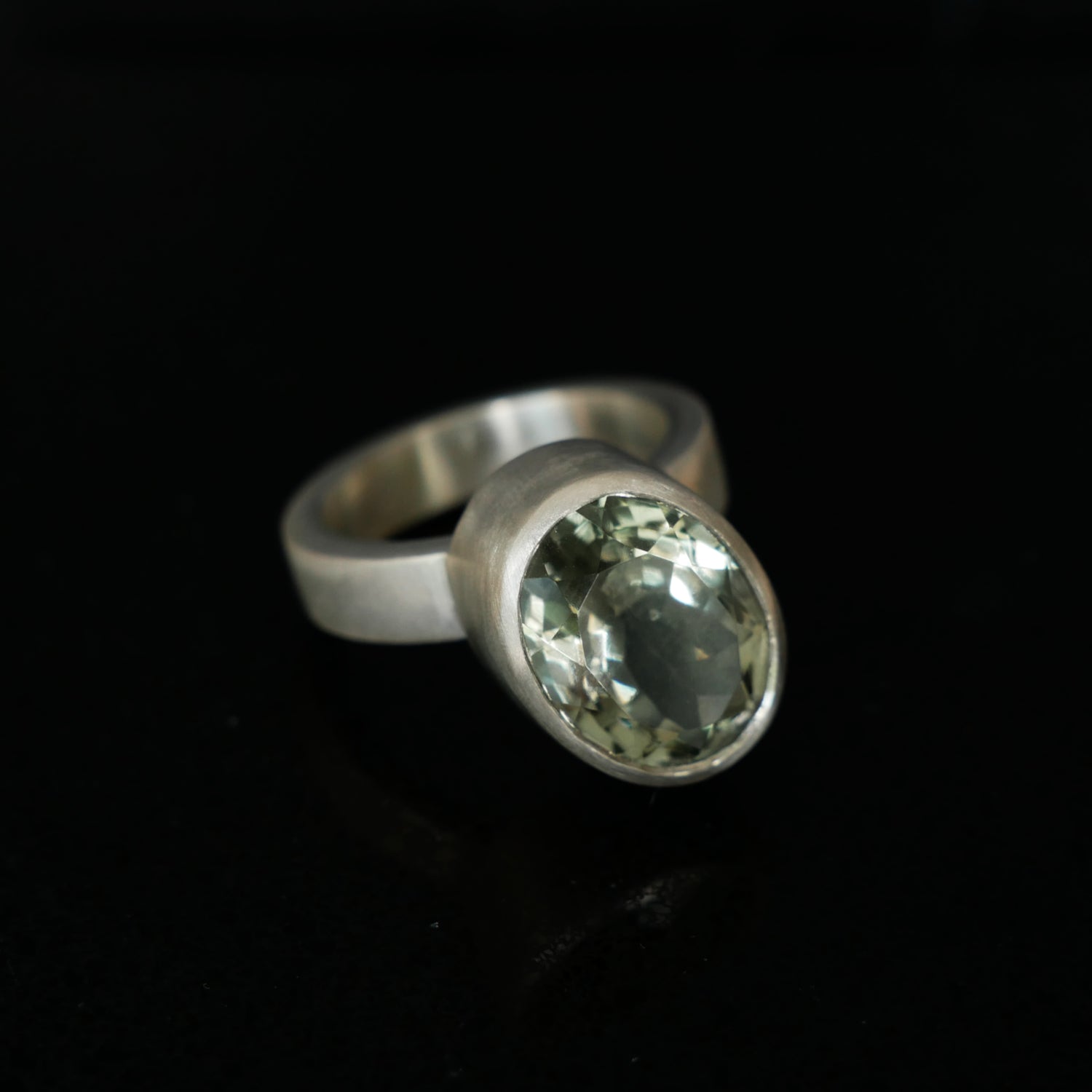 chunky oval praisalite ring