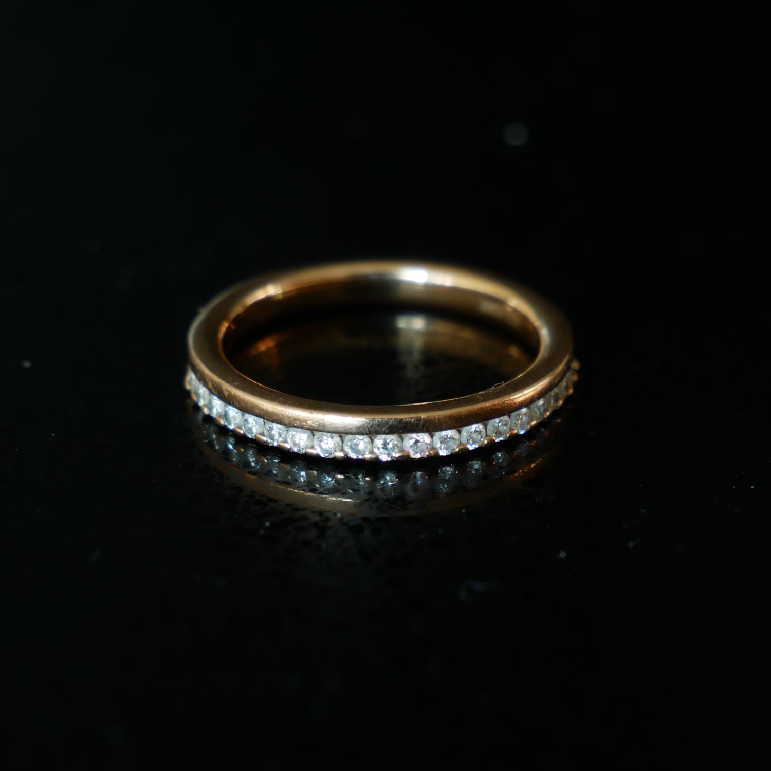 18ct rose gold half eternity diamond ring