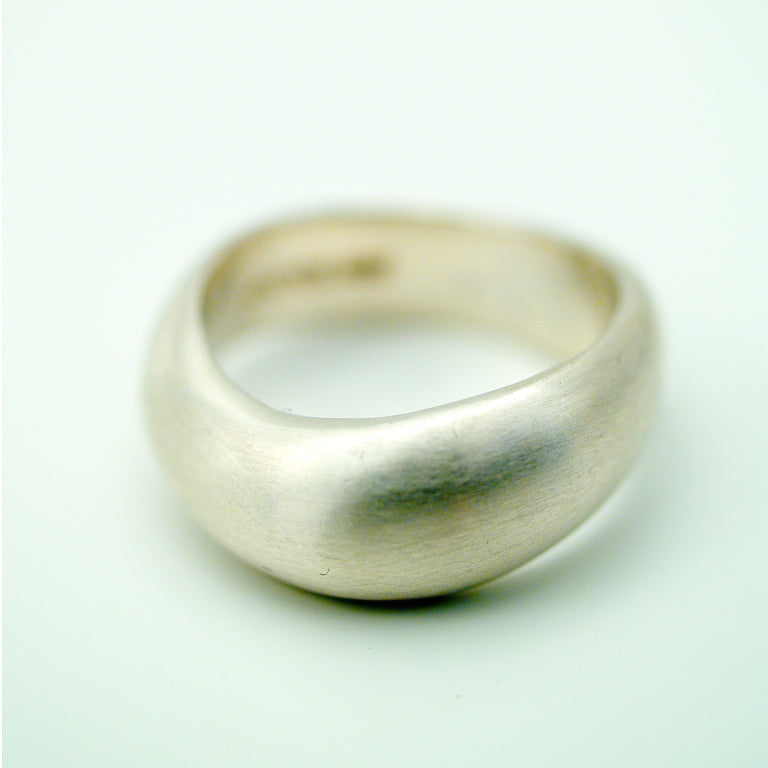 silver chunky wave ring