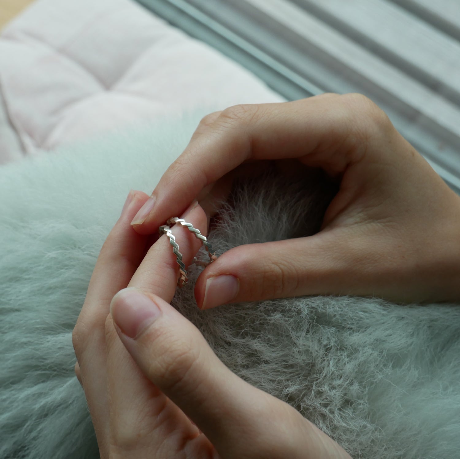silver zigzag rings