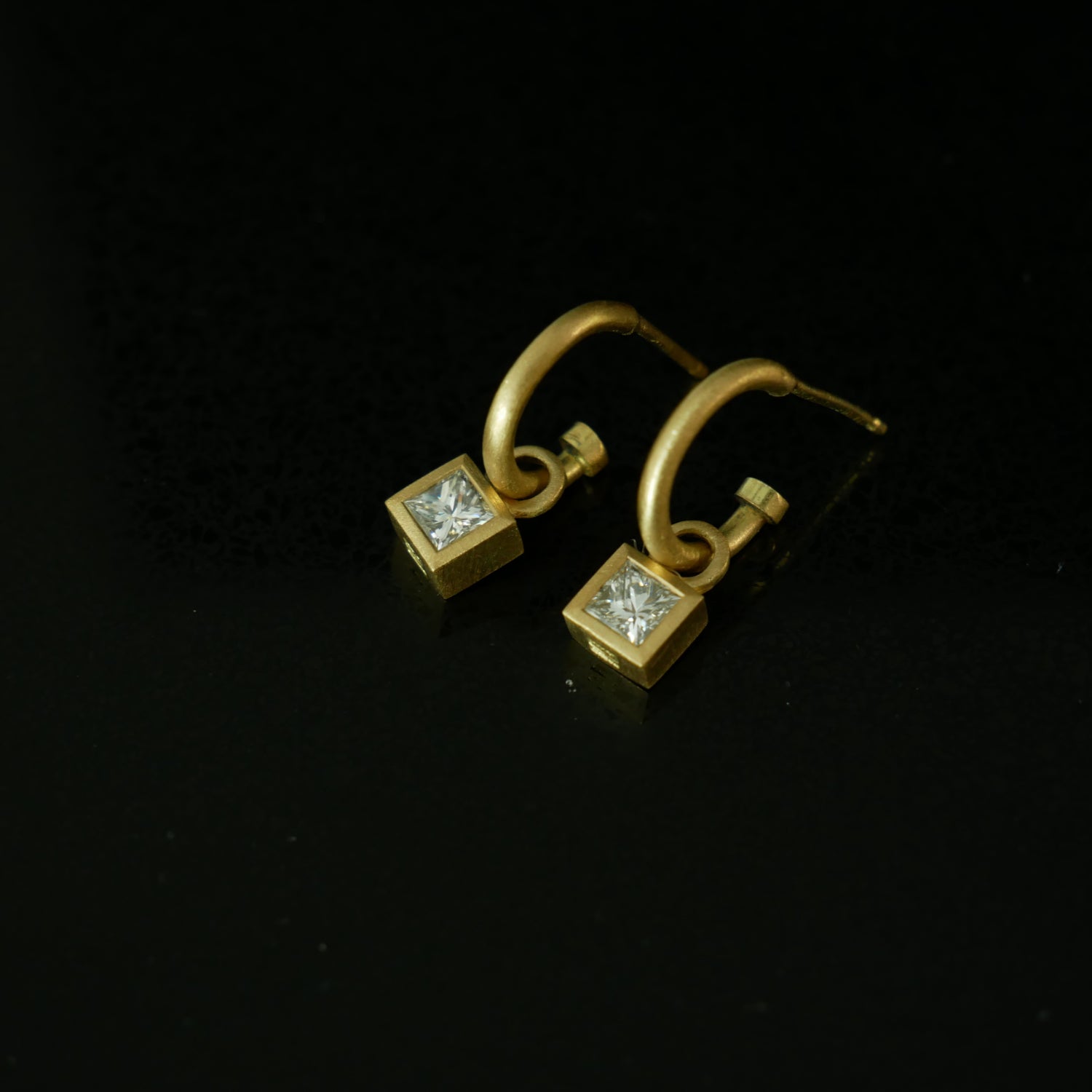 18ct gold hoop earrings with square cut diamonds