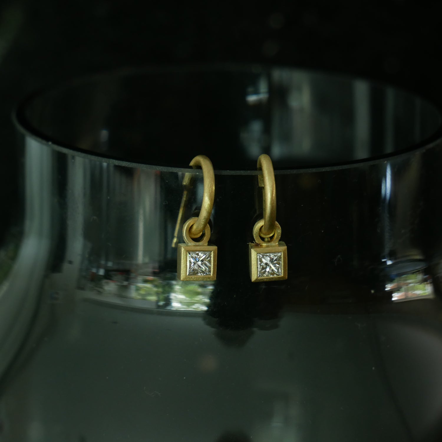 18ct gold hoop earrings with square cut diamonds
