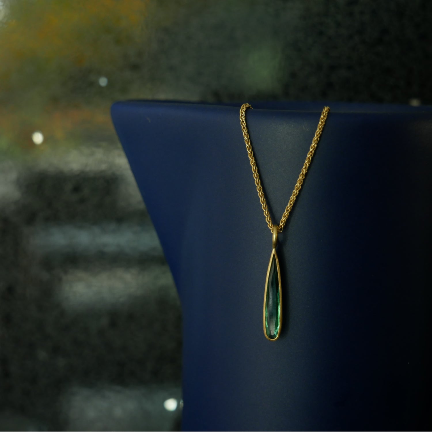 18ct gold tourmaline necklace