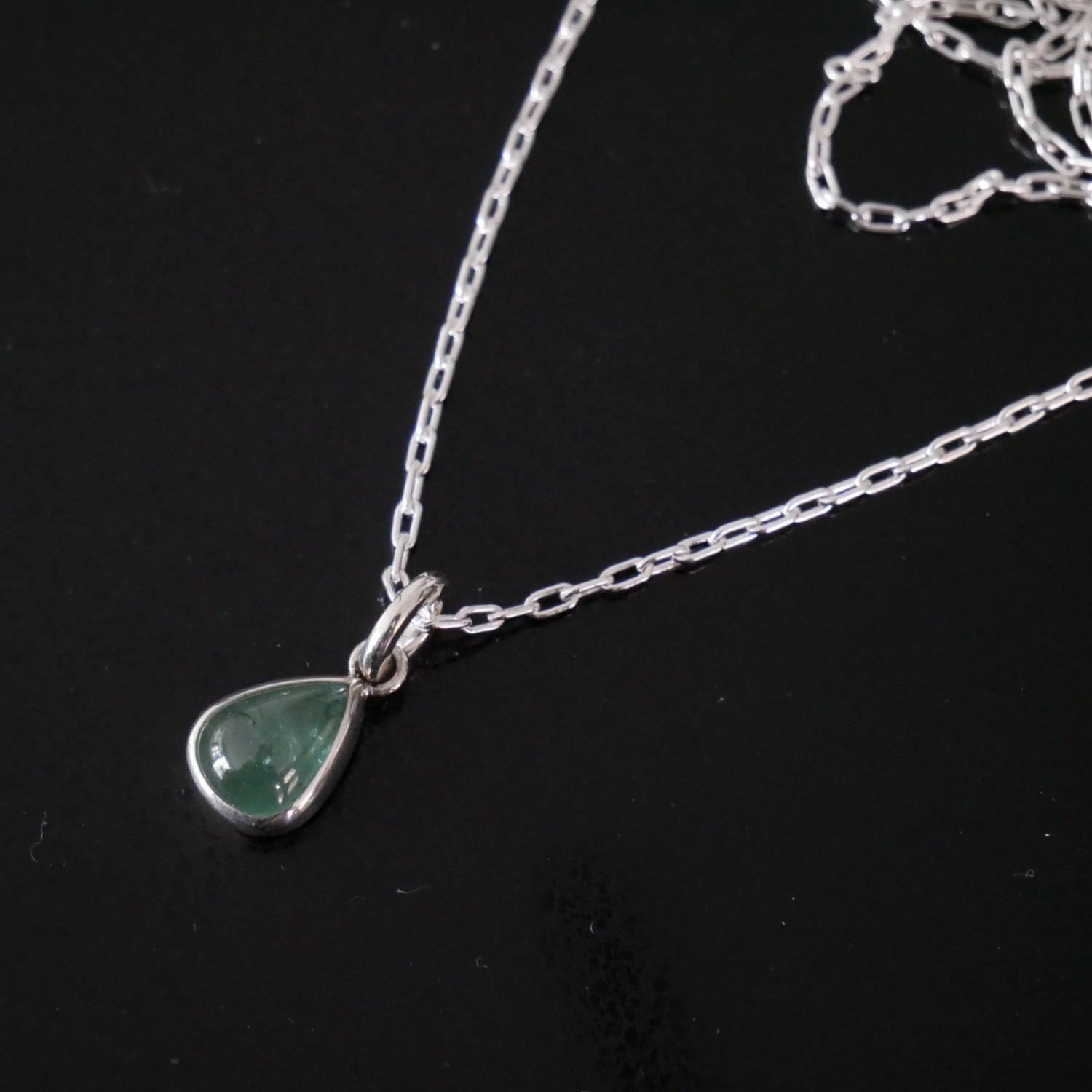 Drop tourmaline silver necklace