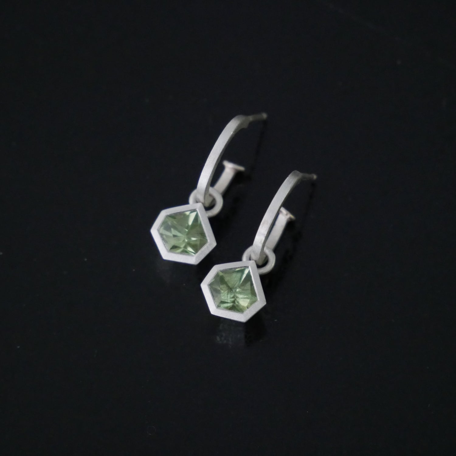Peridot and silver hoop earrings