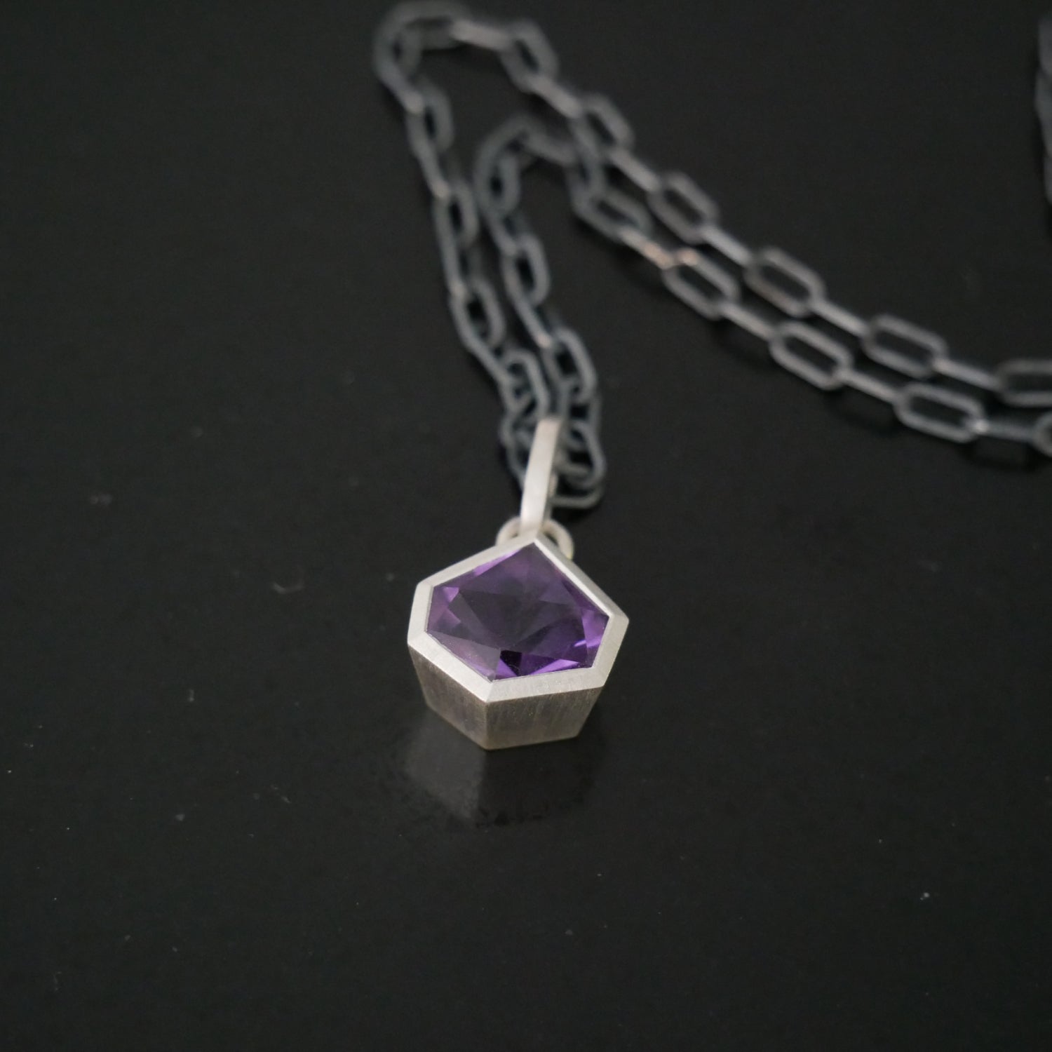 Silver Amethyst geometric pendant