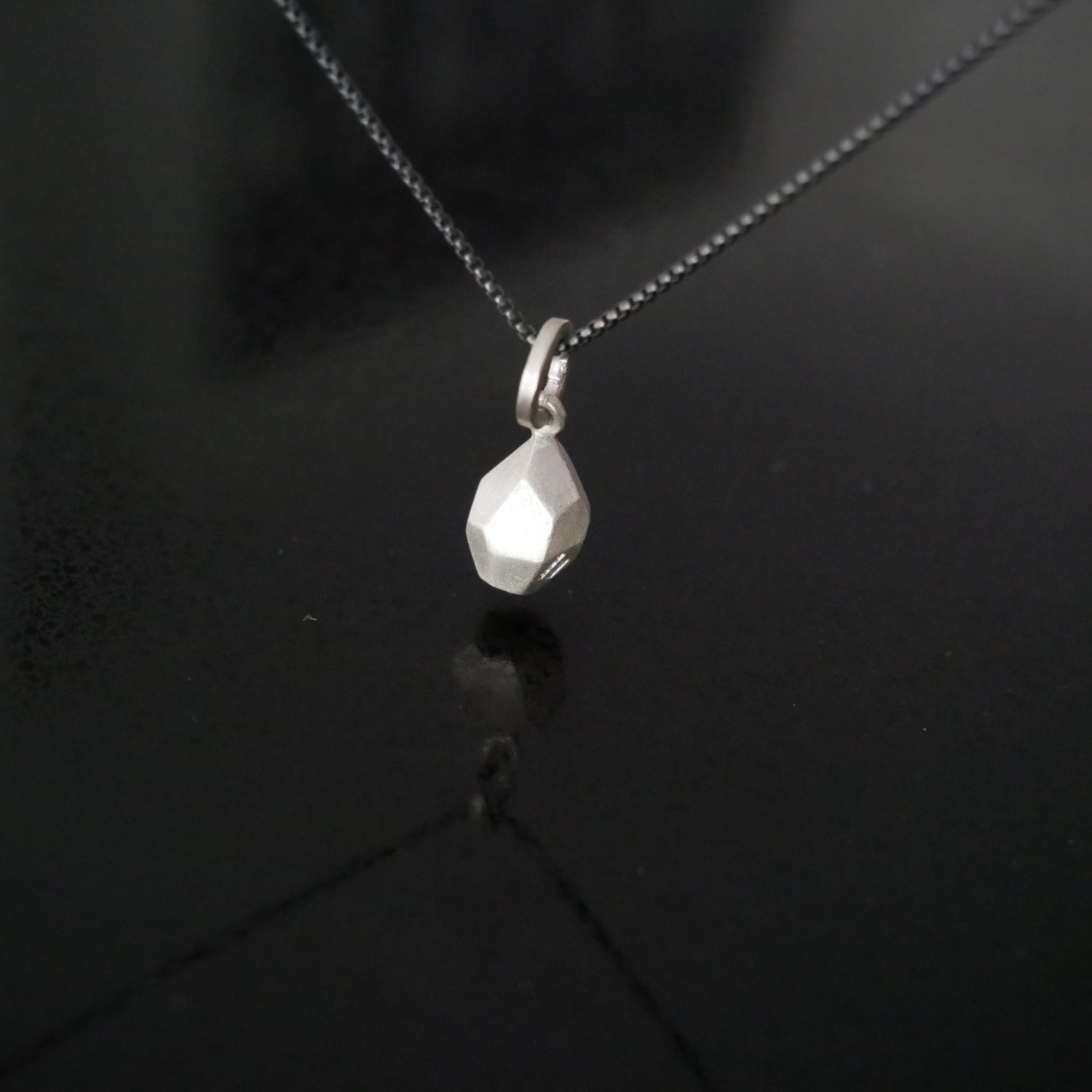 matt geometric pendant
