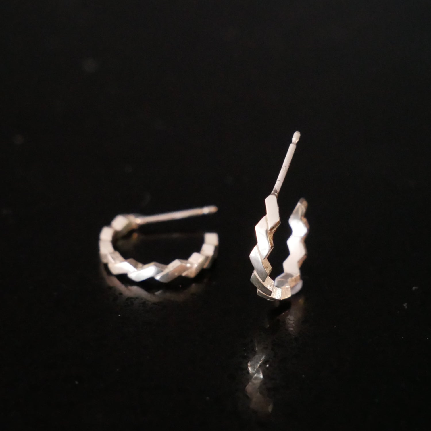 tiny zigzag silver hoop earrings