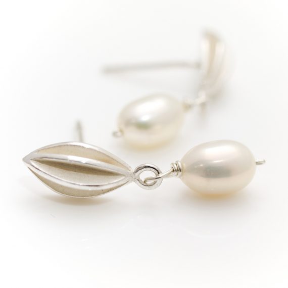 silver pod stud earring with pearl drop