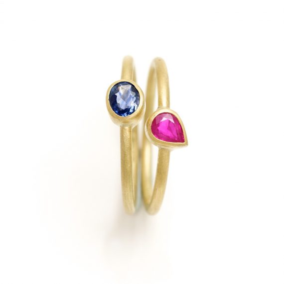 18ct gold tiny little finger rings with Ruby and Sapphire