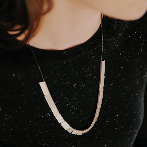 Long silver squares necklace
