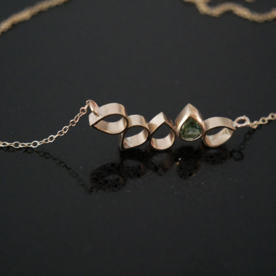 9ct gold random drop necklace with green tourmaline