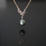 9ct gold necklace with Tahitian pearl drop